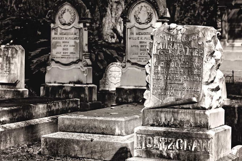 B&W of intricate headstones from the mid 1800s