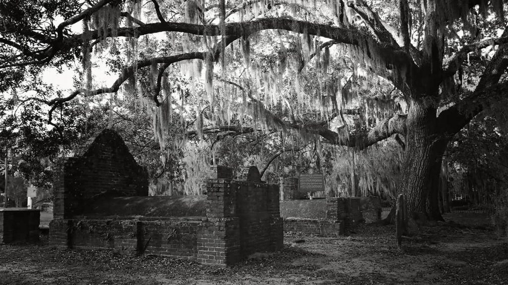 BW image of Colonial Park Cemetery, where many ghost tours in Savannah are held